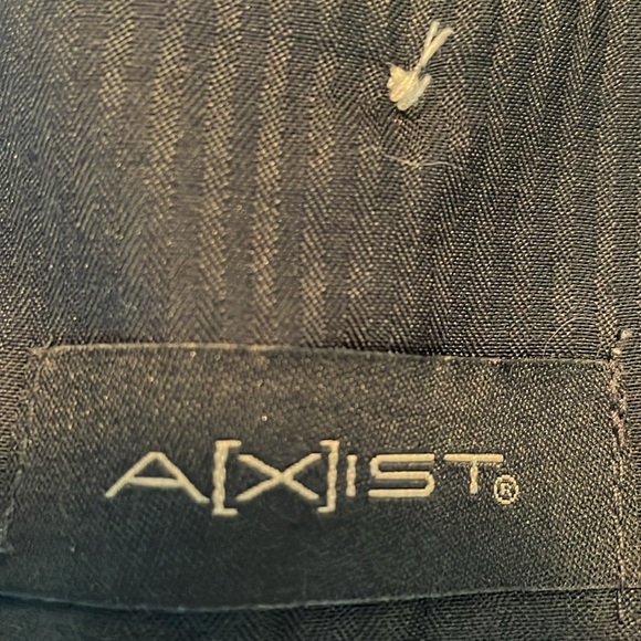 Men’s Axist tan dress pants. 40x30. Lightweight flat front pockets front/back - Picture 8 of 10